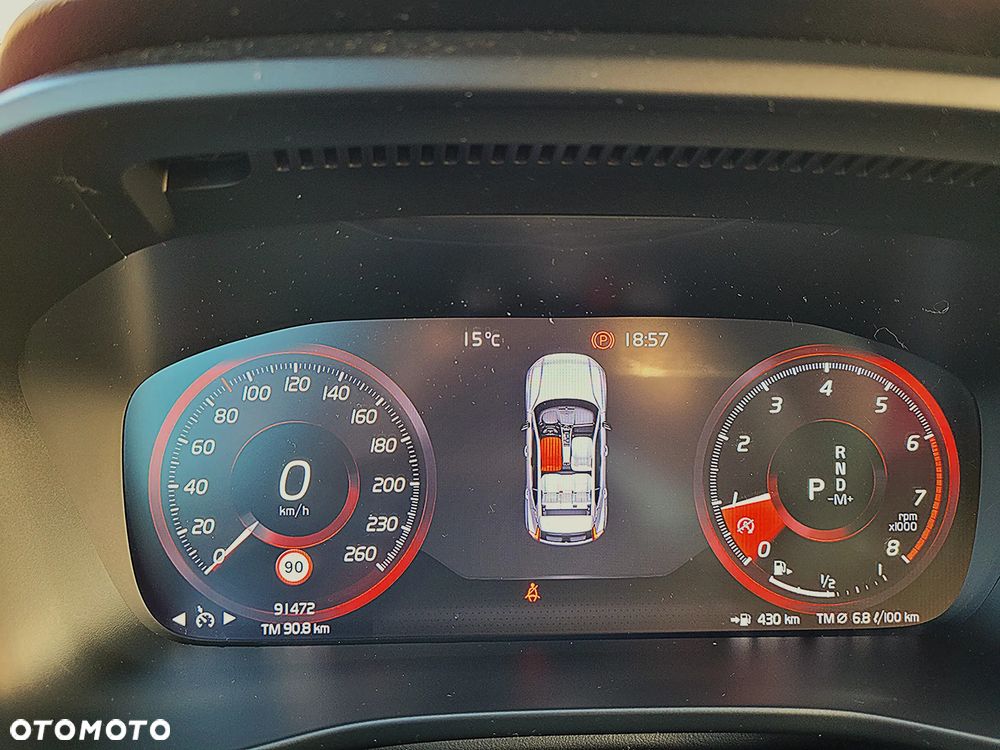 Volvo XC 40 T3 Momentum Pro - 7