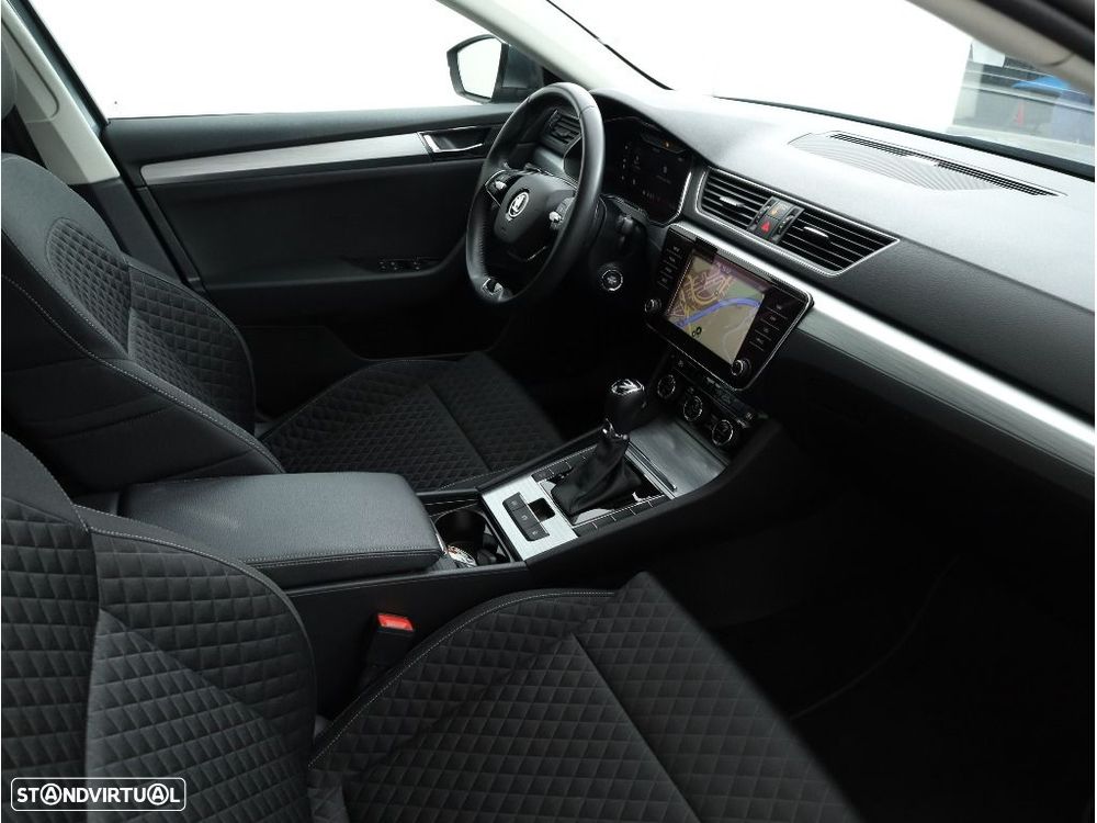 Skoda Superb Break 2.0 TDI Ambition DSG - 21