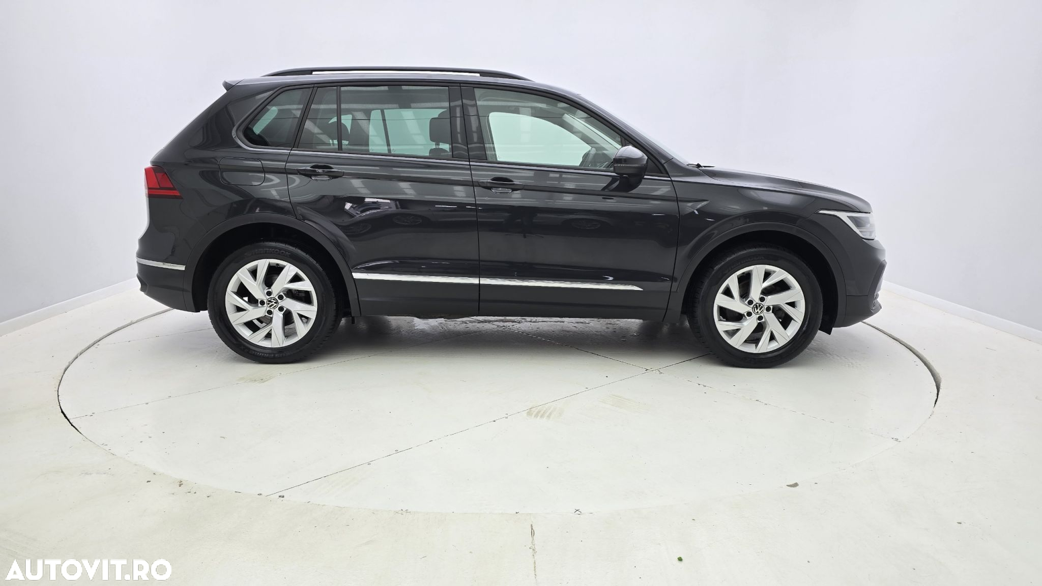Volkswagen Tiguan 2.0 TDI SCR DSG 4Motion Life - 5