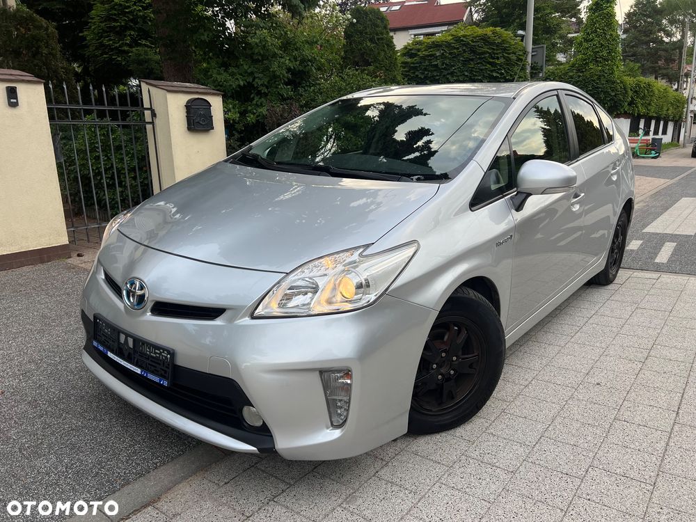 Toyota Prius 1.8 Hybrid Premium - 1