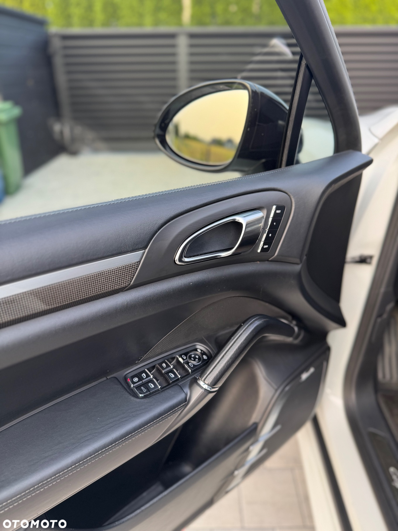 Porsche Cayenne Turbo - 25