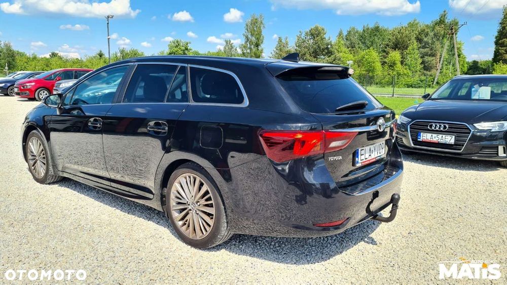 Toyota Avensis - 39
