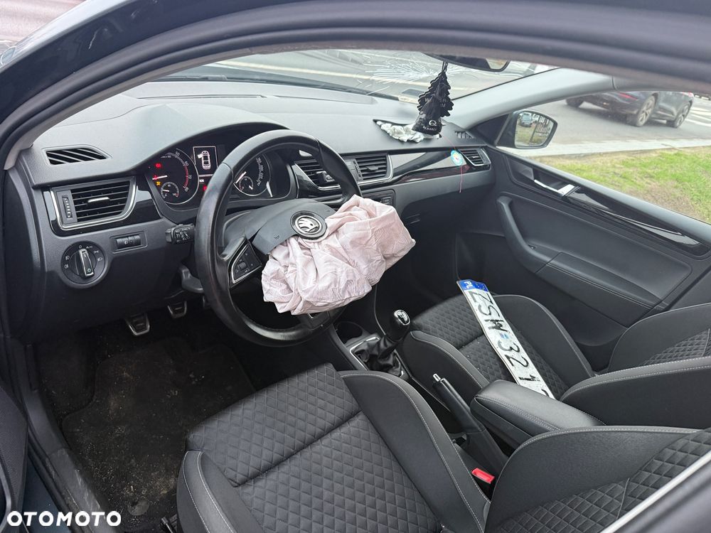 Skoda RAPID 1.0 TSI Ambition - 16