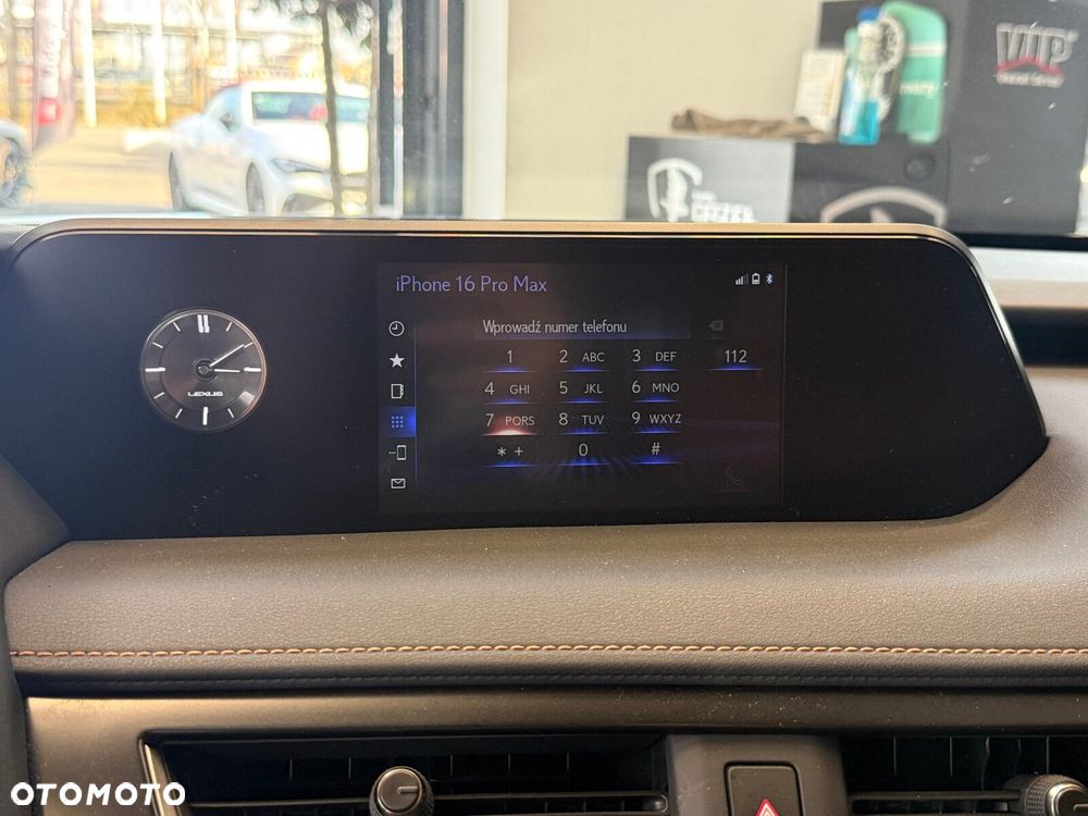 Lexus UX - 28
