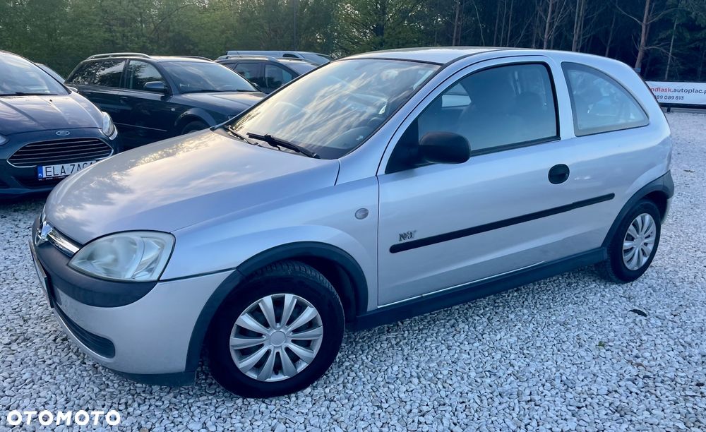 Opel Corsa 1.2 16V - 13