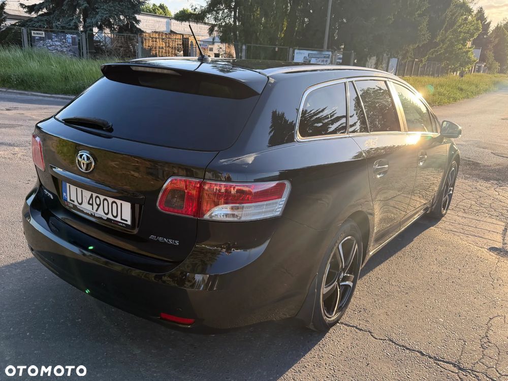 Toyota Avensis 2.2 D-4D Sol Plus - 10