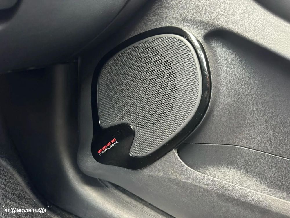 Renault Clio 0.9 TCe Limited - 34