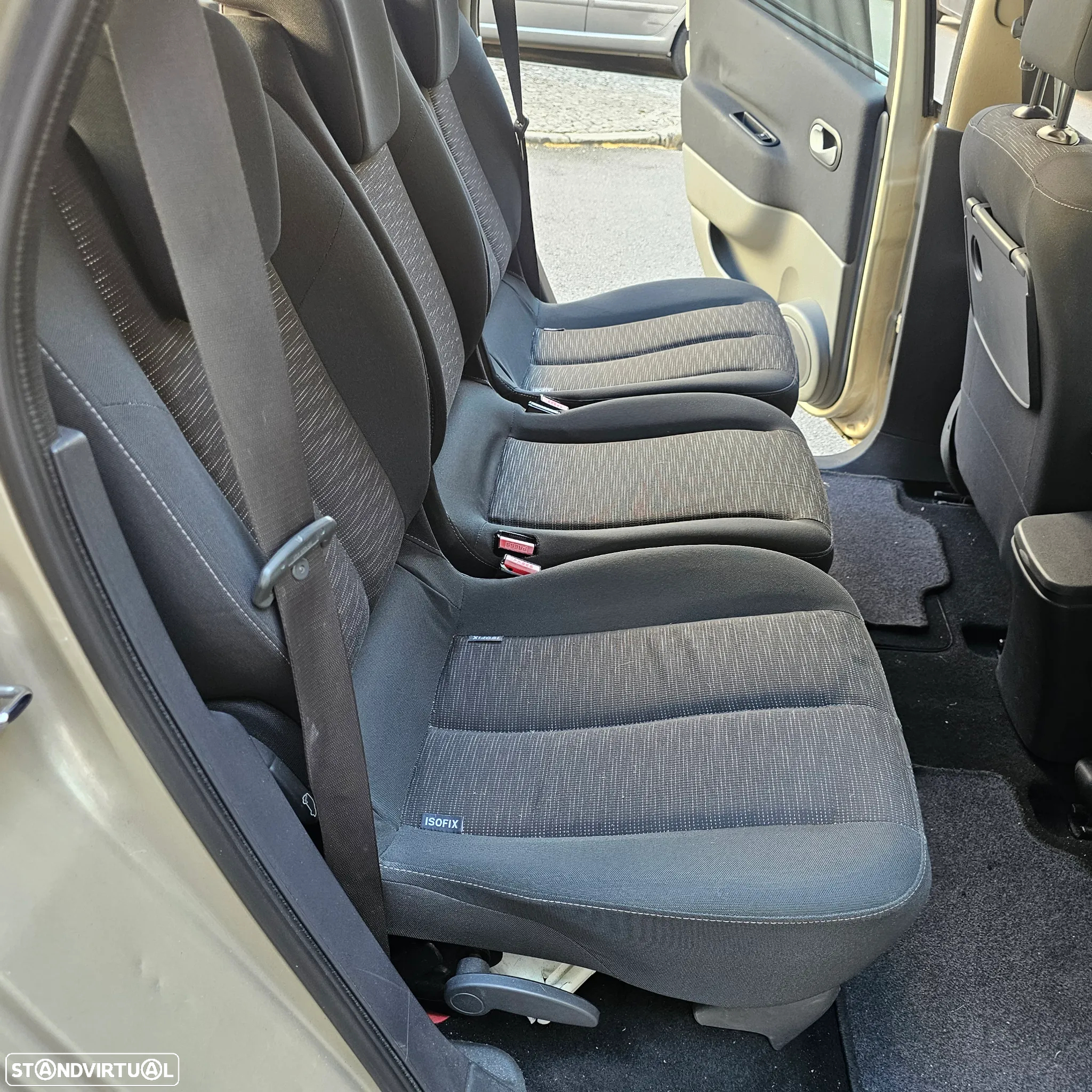 Renault Grand Scénic 1.5 dCi Luxe 7L - 29