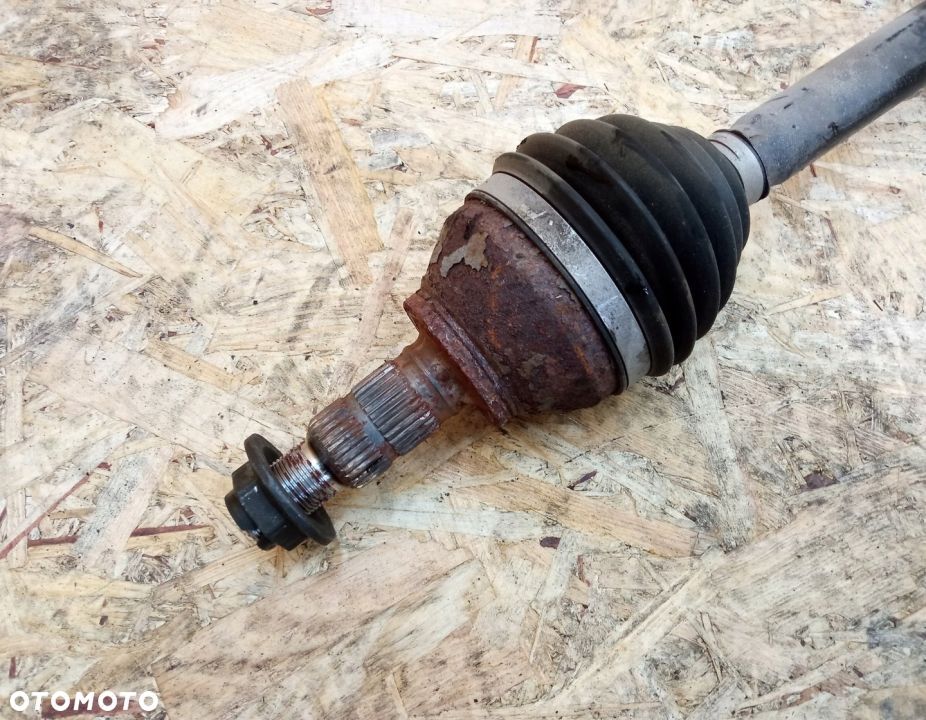 PÓŁOŚ PRAWA PRZEDNIA OPEL INSIGNIA B 1.5 84138320 - 2