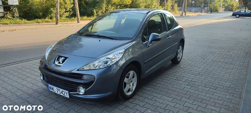Peugeot 207 1.4 16V Trendy - 1