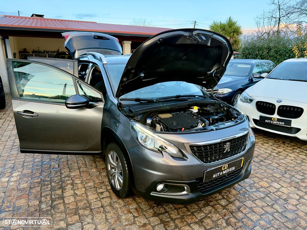 Peugeot 2008 1.5 BlueHDi Signature - 33