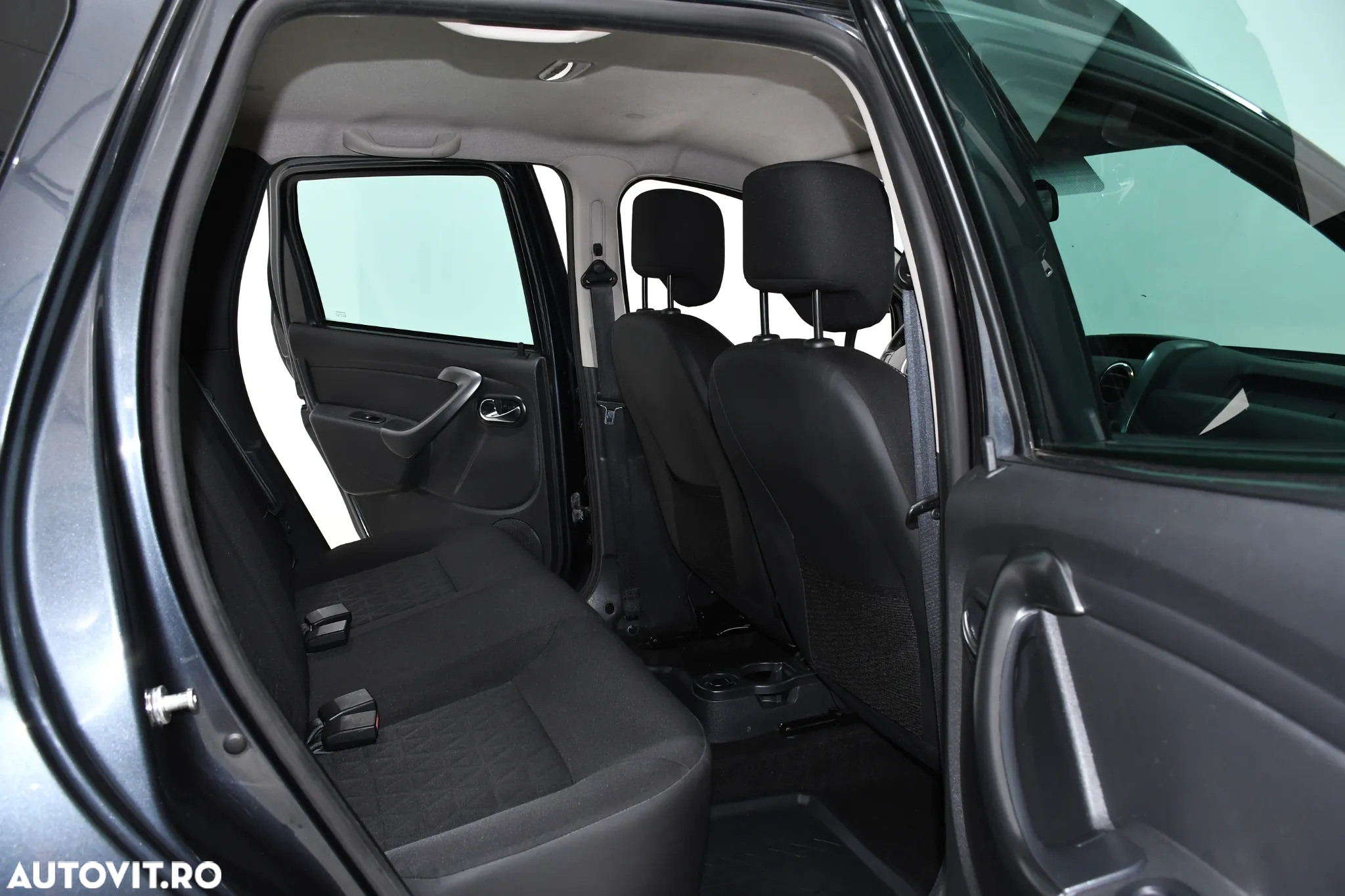 Dacia Duster 1.5 dCi 4x2 Laureate - 6