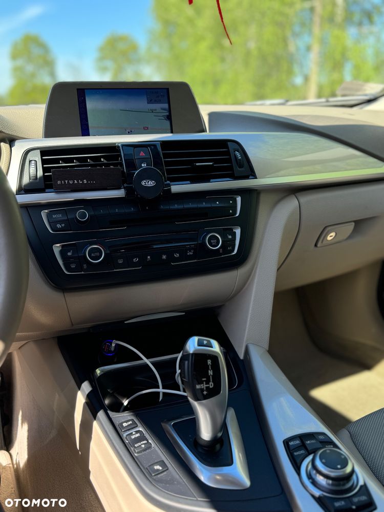 BMW Seria 3 - 10
