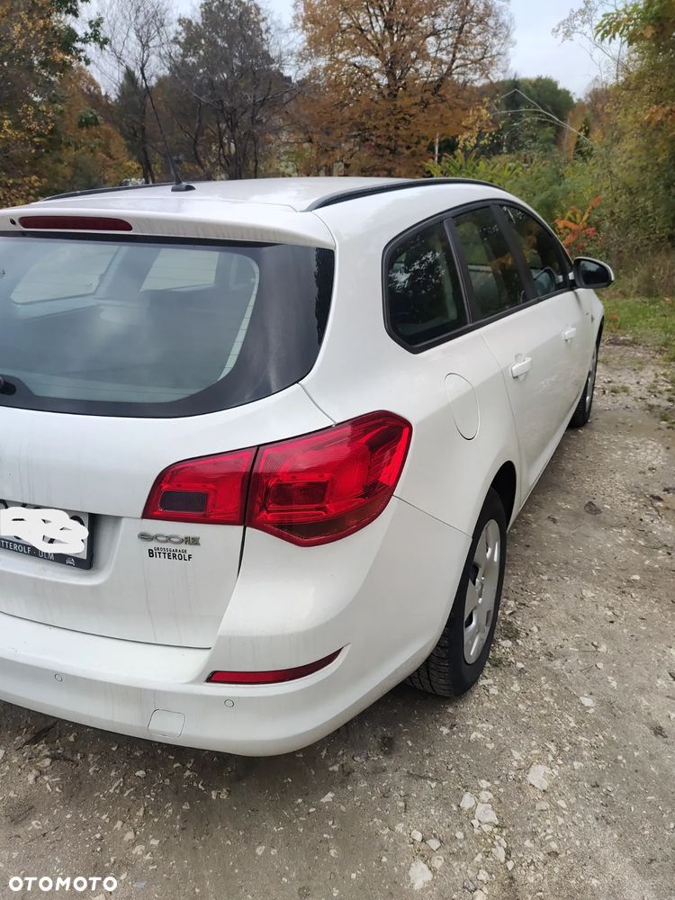 Opel Astra III 1.7 CDTI EcoFLEX - 3