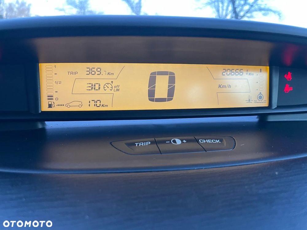Citroën C4 1.6 16V Exclusive - 18