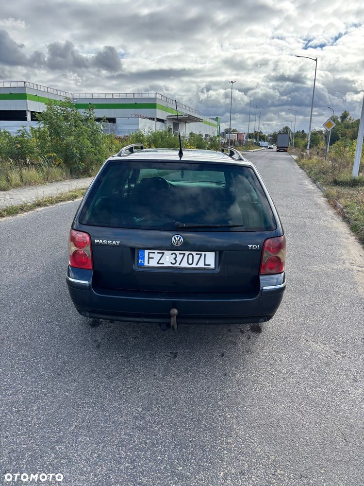 Volkswagen Passat 2004 photo 5