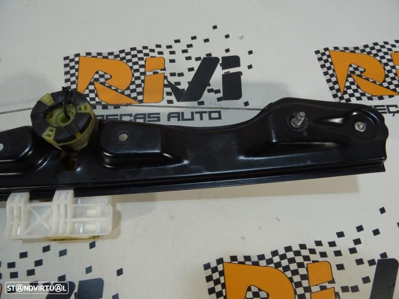 Elevador De Vidro Trás Direito Bmw 3 (F30, F80)  7351050 / 17756710 / - 3