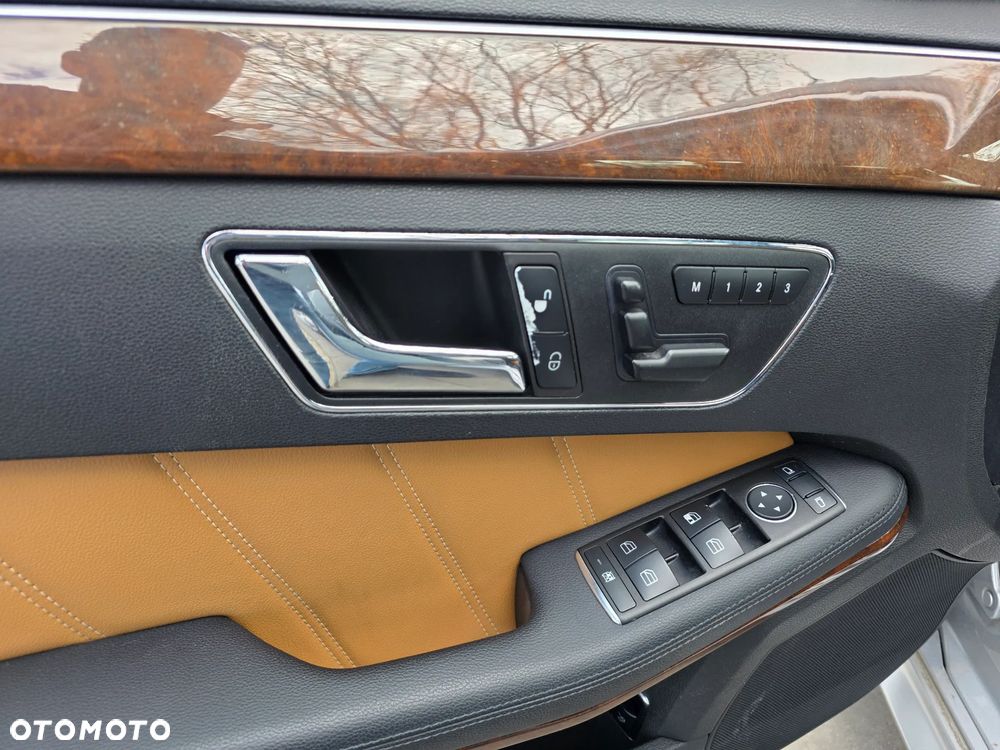 Mercedes-Benz Klasa E 350 4Matic Avantgarde Sport Edition AMG - 7