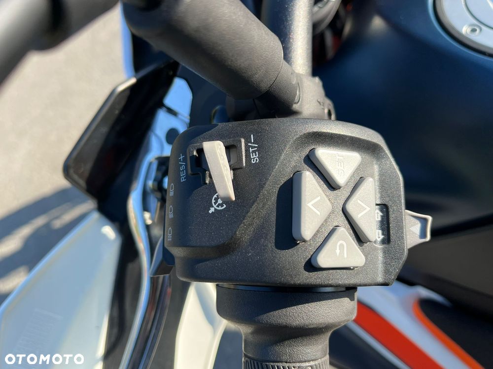 KTM Adventure - 22