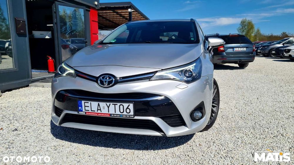Toyota Avensis - 15