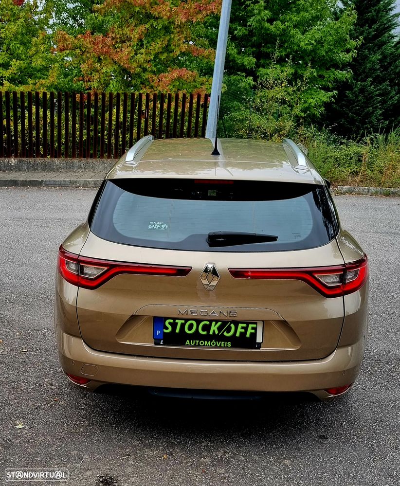Renault Mégane Sport Tourer - 9