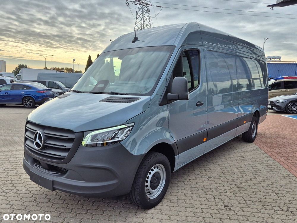 Mercedes-Benz Sprinter Sprinter - 4