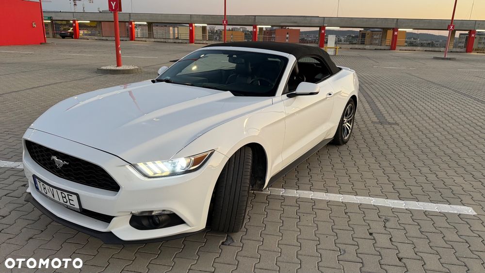 Ford Mustang - 9