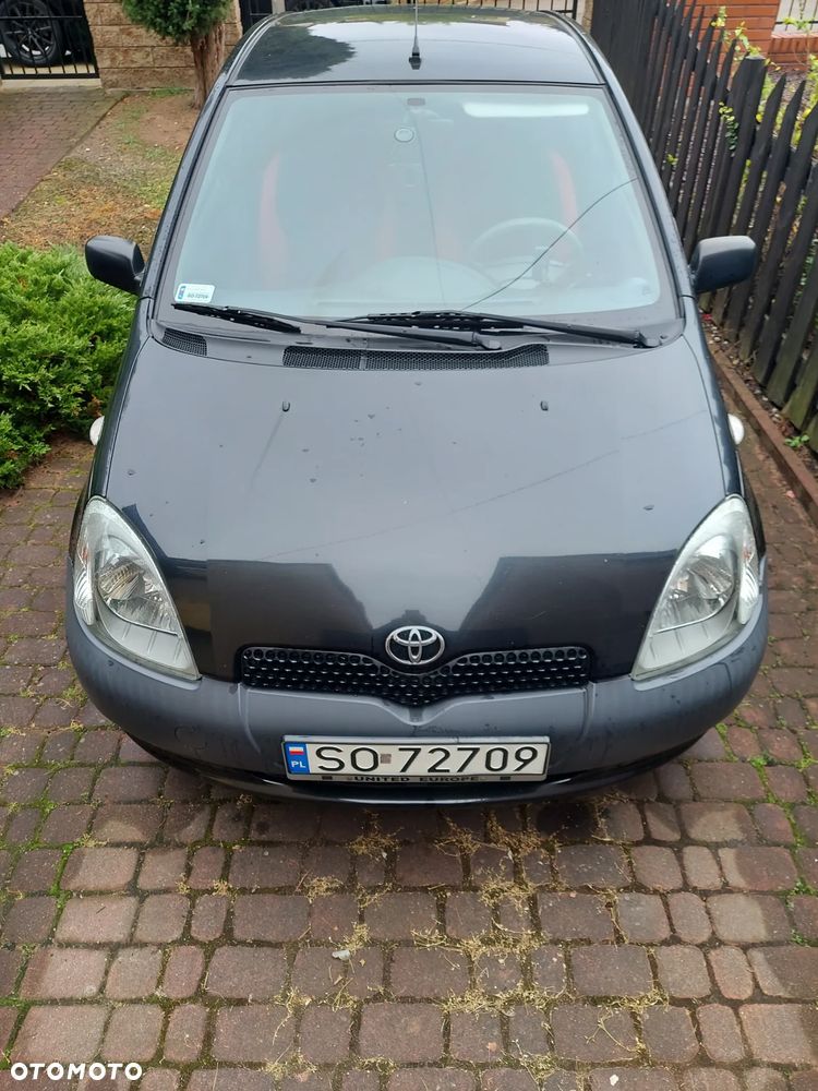 Toyota Yaris - 8