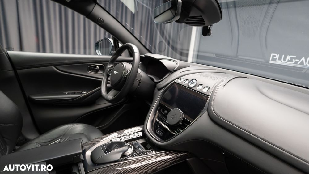Aston Martin DBX Standard - 22