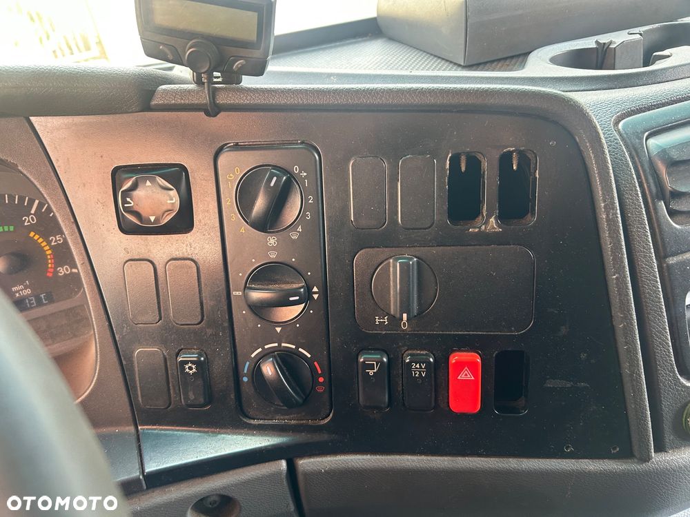 Mercedes-Benz Atego - 13