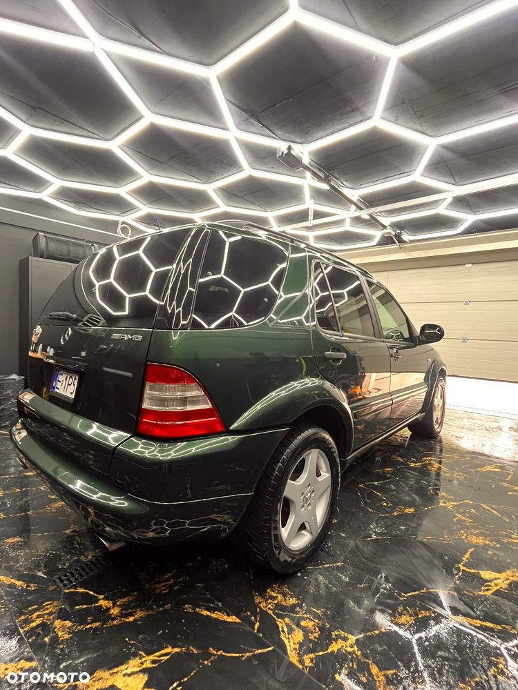 Mercedes-Benz ML - 19