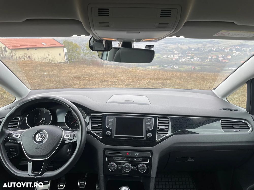 Volkswagen Golf Sportsvan - 11