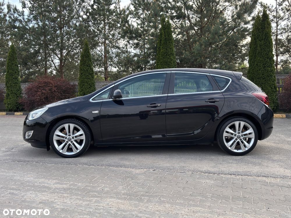 Opel Astra - 1