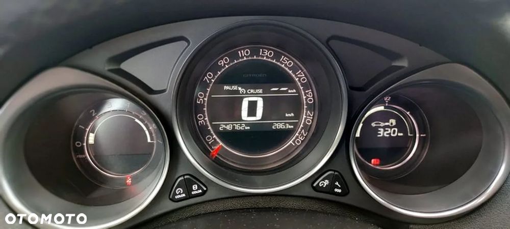 Citroën C4 1.6 HDi Equilibre Pack Navi - 12