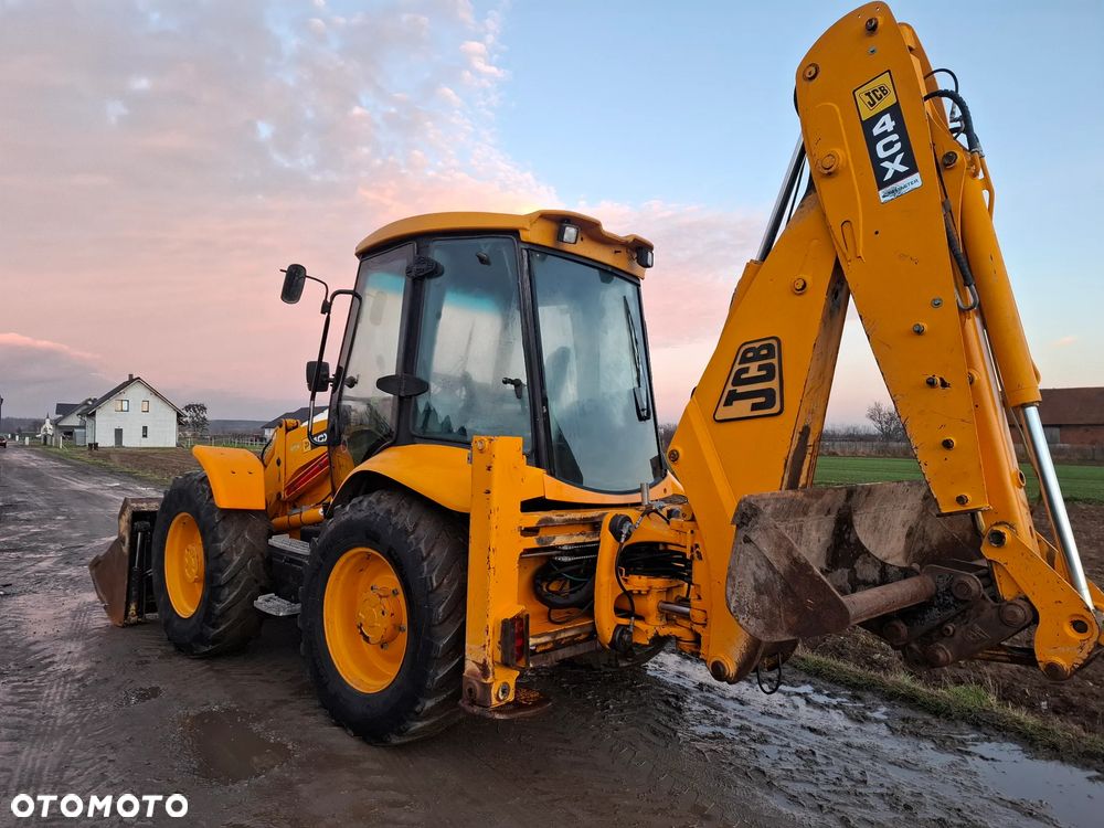 JCB 4CX - 4