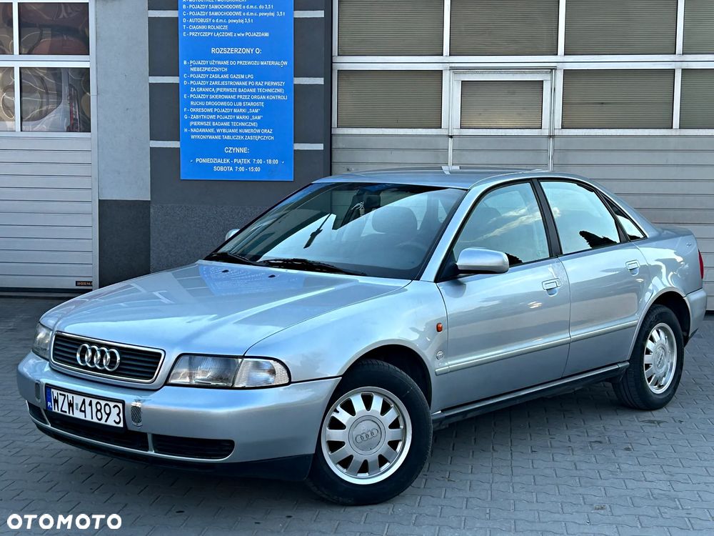 Audi A4 Limousine - 17