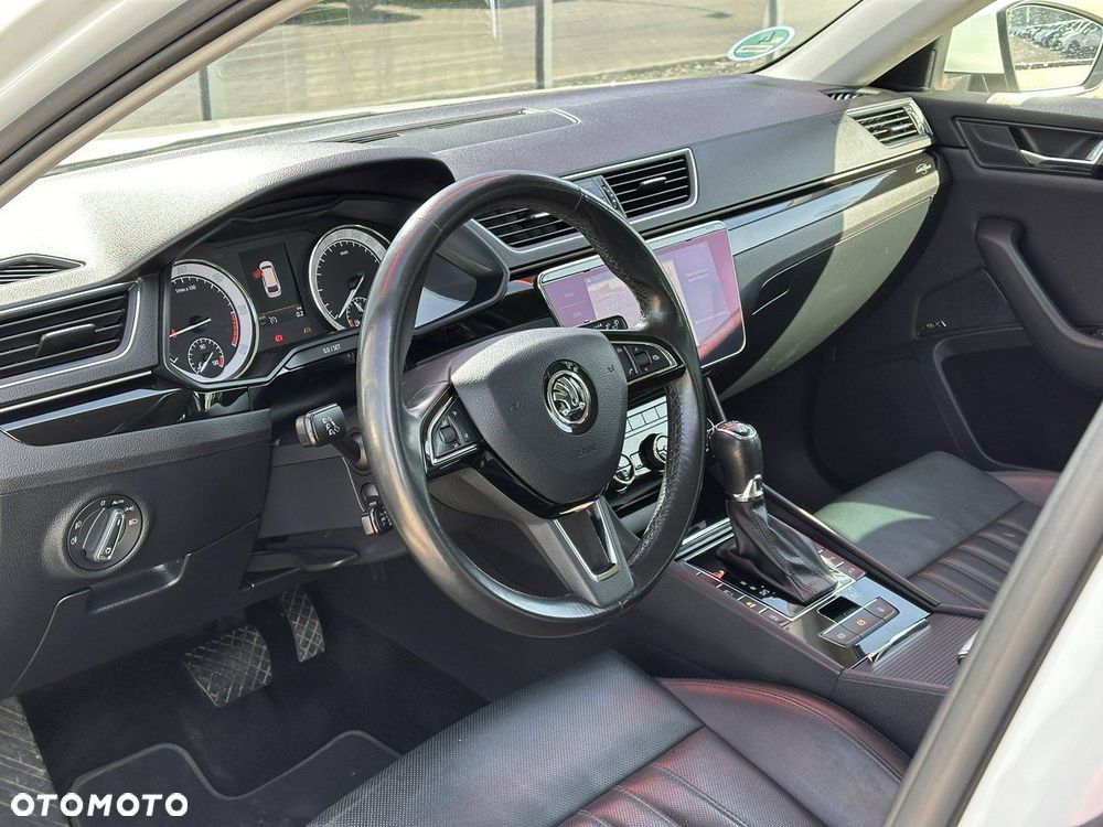 Skoda Superb 2.0 TDI SCR 4x4 L&K DSG - 14