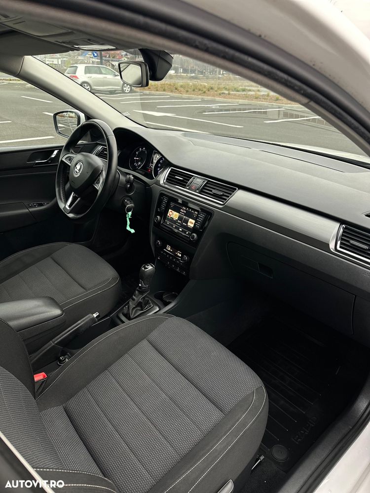 Skoda RAPID 1.2 TSI Style DSG - 7