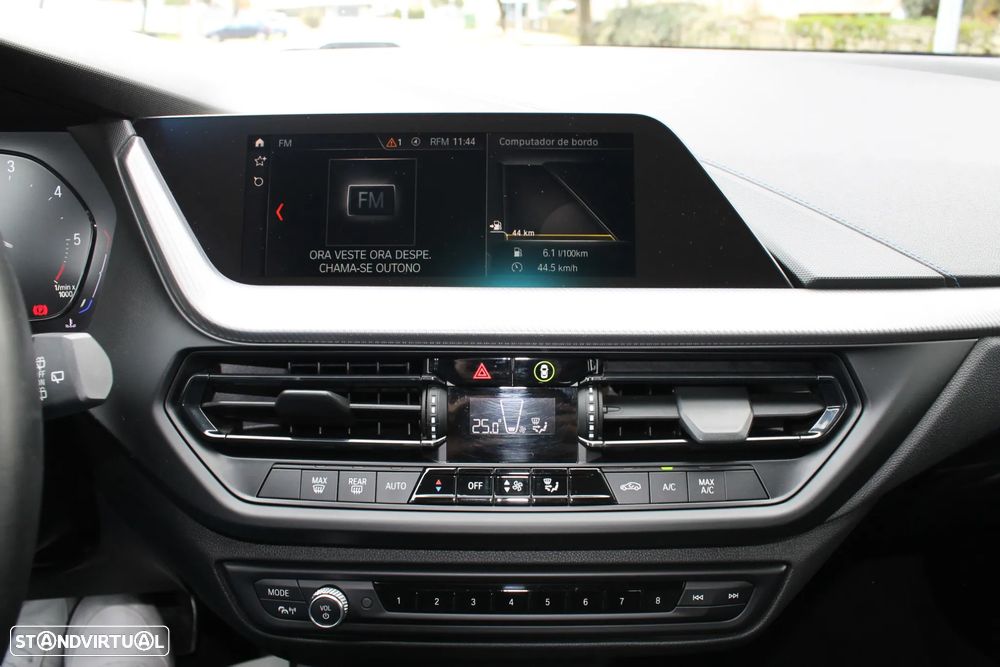 BMW 116 d Pack M - 23