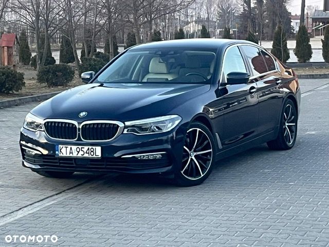 BMW Seria 5 520d xDrive Luxury Line - 1
