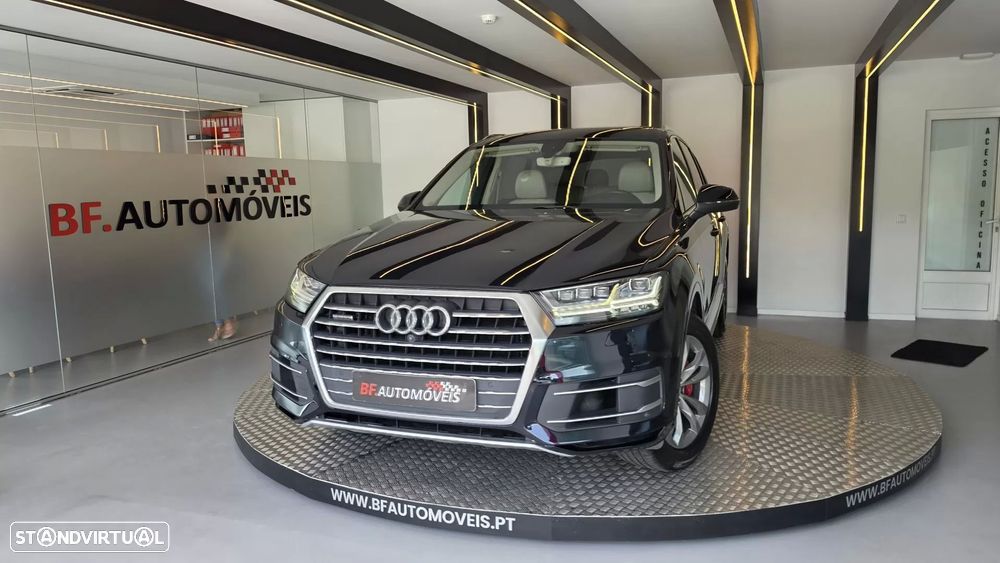 Audi Q7 3.0 TDI quattro S-line Tiptronic 7L - 13