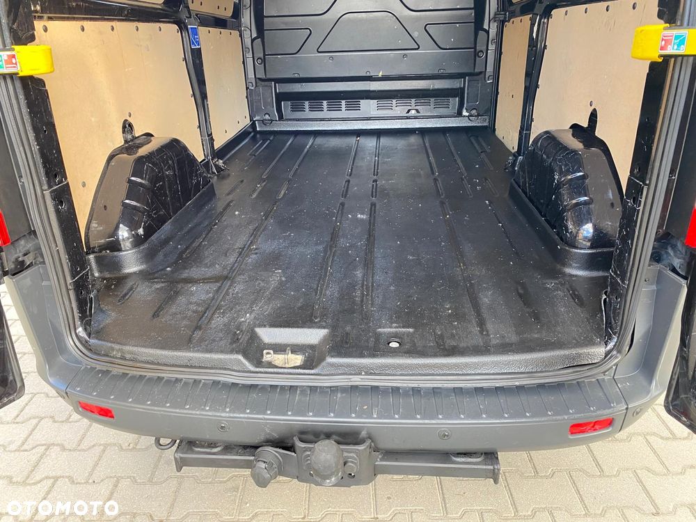 Ford TRANSIT CUSTOM - 33