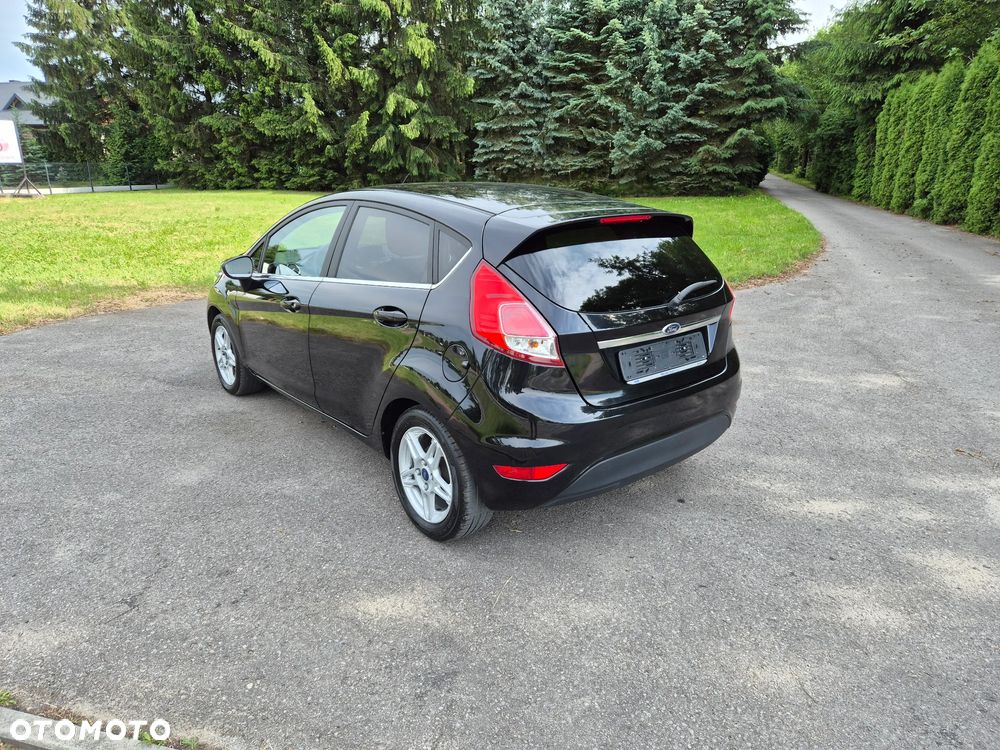 Ford Fiesta 1.25 Titanium EU5 - 16