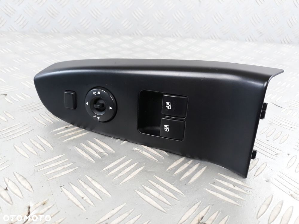 panel przełącznik szyb lusterek KIA CEED 3D 3-dzrwi LIFT FL EUROPA - 2