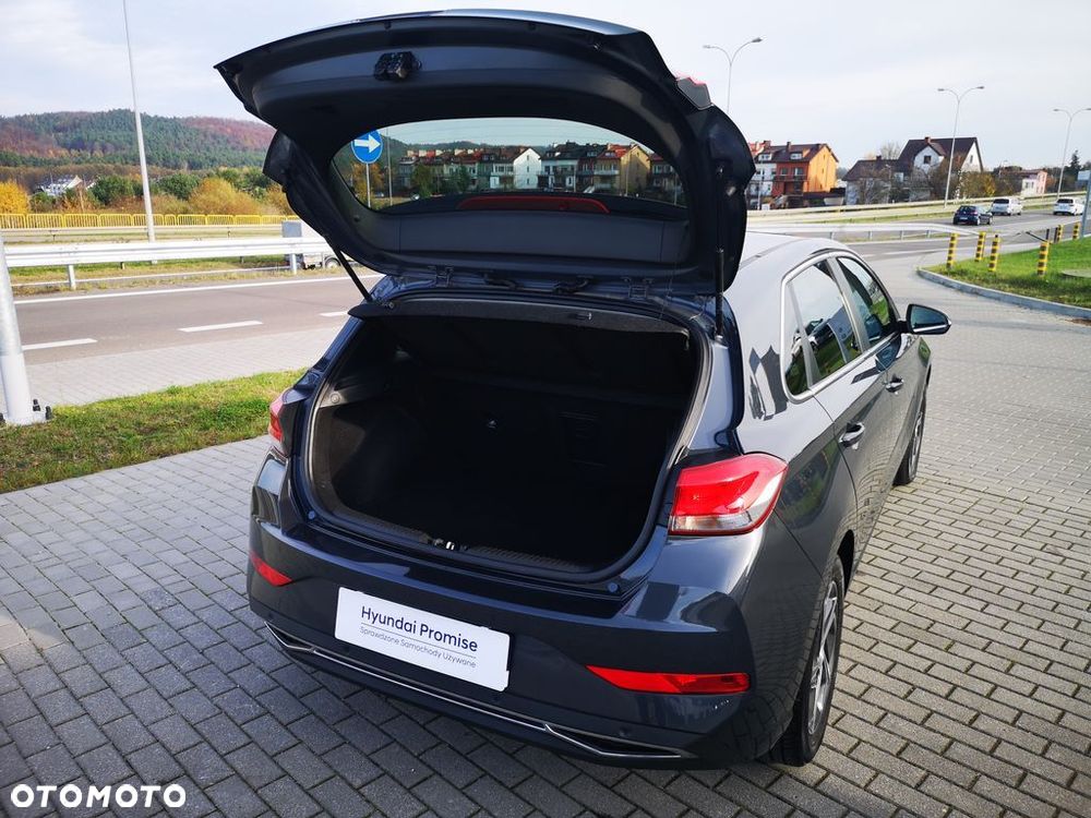 Hyundai i30 1.5 DPI Smart - 11