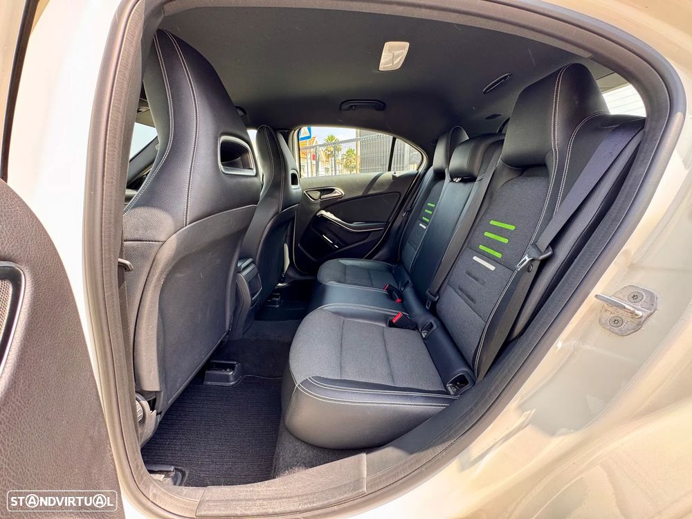 Mercedes-Benz A 200 d Urban - 19