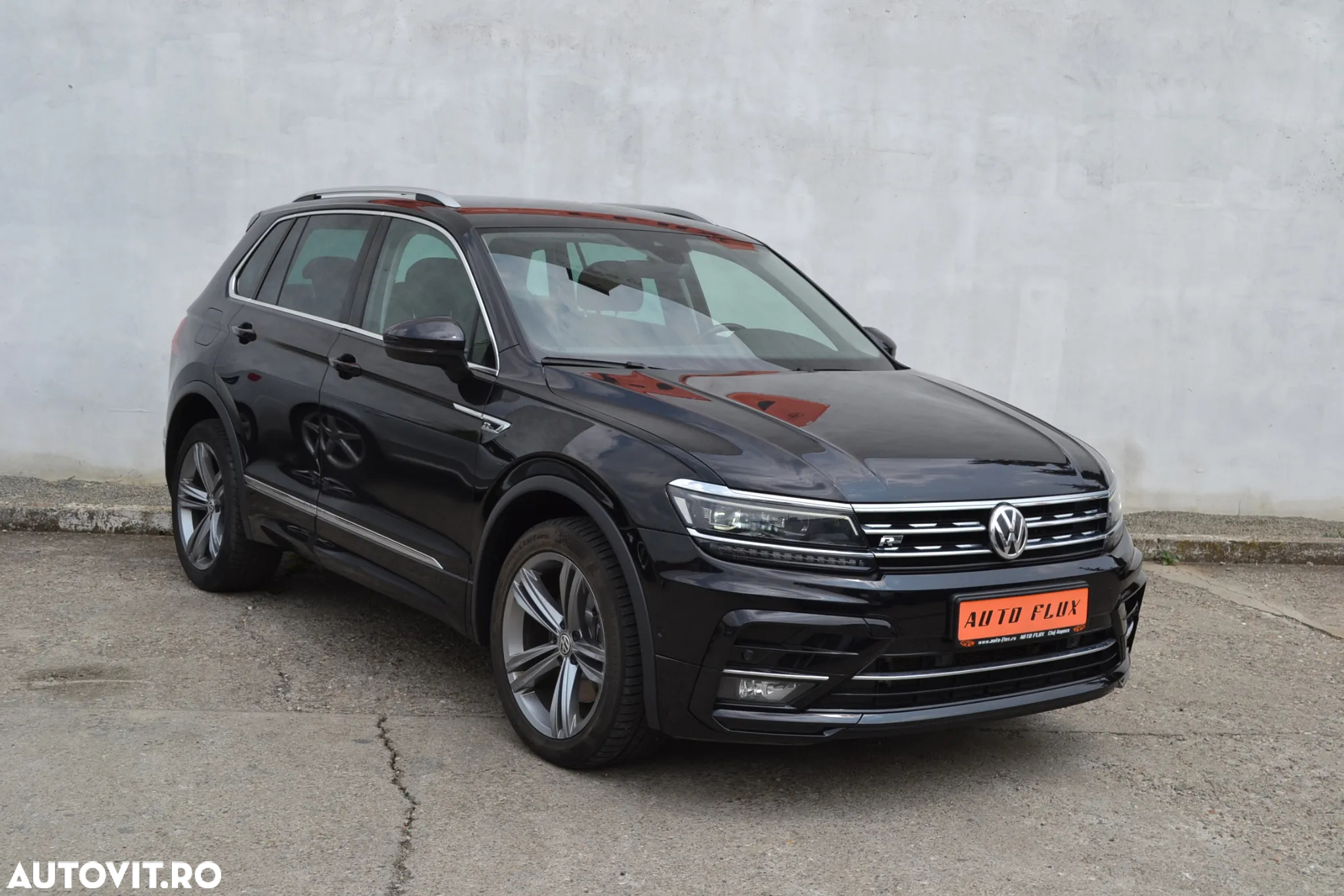 Volkswagen Tiguan 2.0 TDI 4Mot DSG Highline - 3