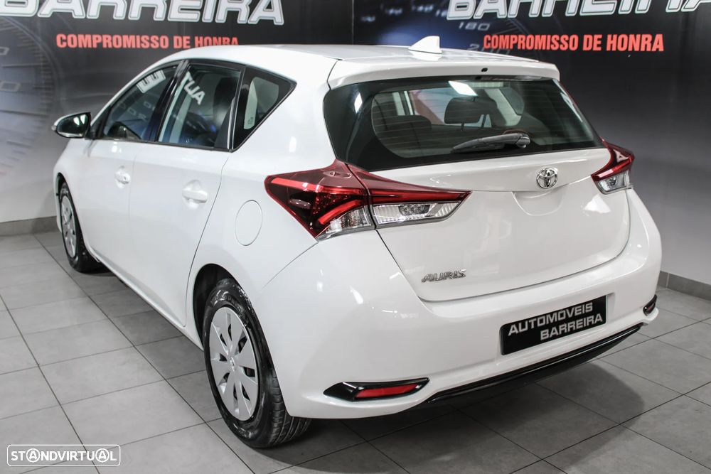 Toyota Auris 1.4 D-4D Comfort - 19