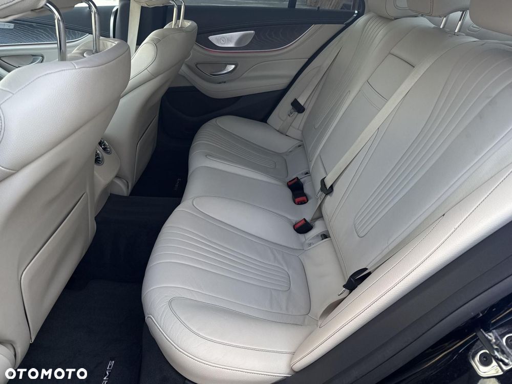 Mercedes-Benz CLS - 17