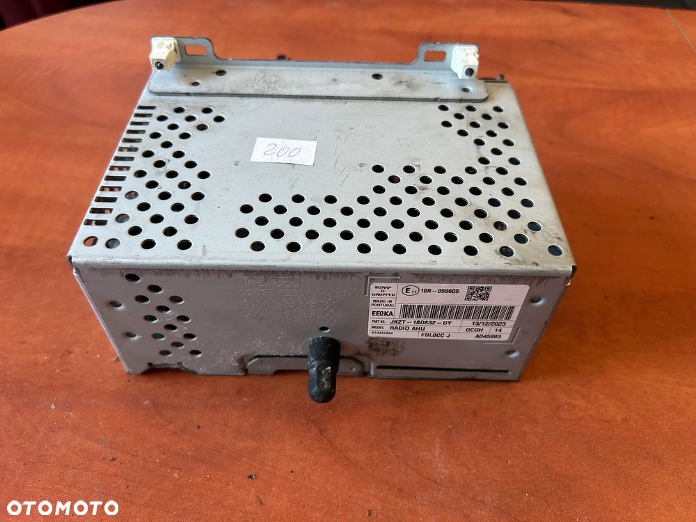 Radioodtwarzacz RADIO FABRYCZNE JK2T-18D832-DV FORD TRANSIT MK8 - 1